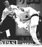 Lakaev Shamil - Garry O'Neill. К сожалению, лица Лакаева Шамиля не видно, оно прикрыто ногой Гарри О'Нила.