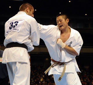 Сёки Арата и Захари Дамьянов