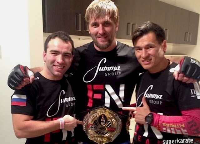 Fight Nights Team - Камил Гаджиев, Виталий Минаков и Бату Хасиков Fight Nights Team - Камил Гаджиев, Виталий Минаков и Бату Хасиков