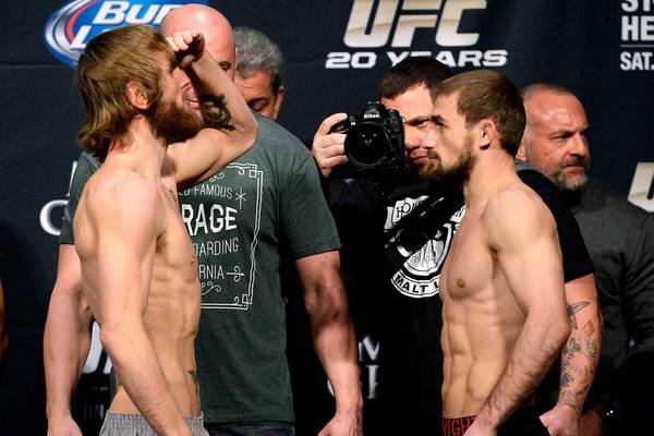 Тим Эллиот не заметил Али Багаутдинова Тим Эллиот не заметил Али Багаутдинова