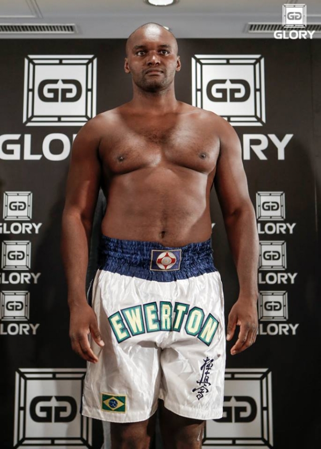 Эвертон Тексейра / Ewerton Teixeira