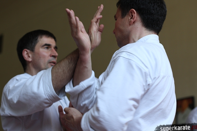 Точка контакта в Годзю рю Точка контакта в Годзю рю