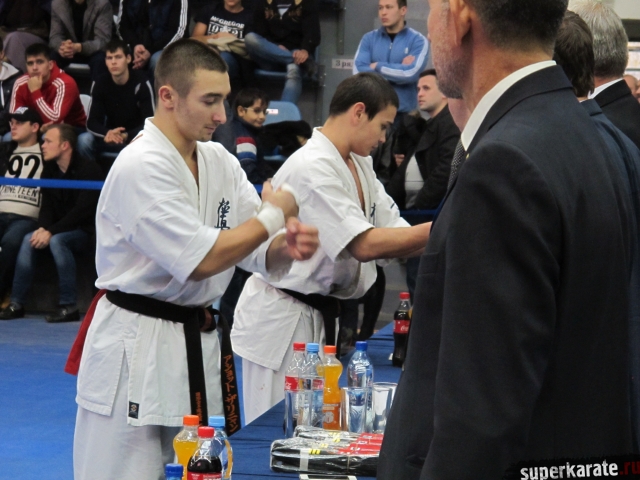 Заринян Ашот Заринян Ашот