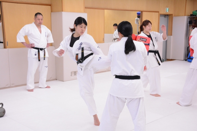 Кумитэ женской японской сборной Кумитэ женской японской сборной