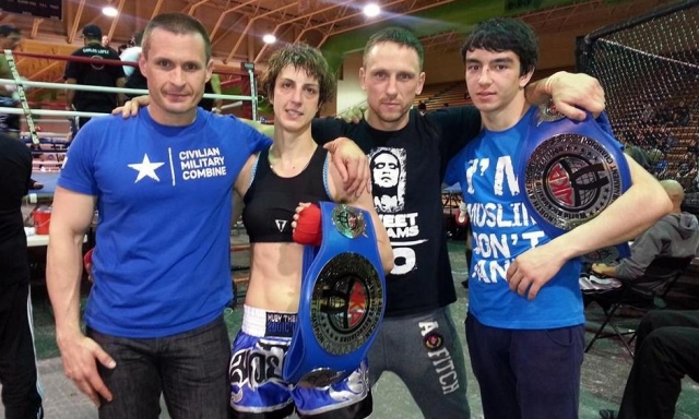 Александр Лаврушин с учениками