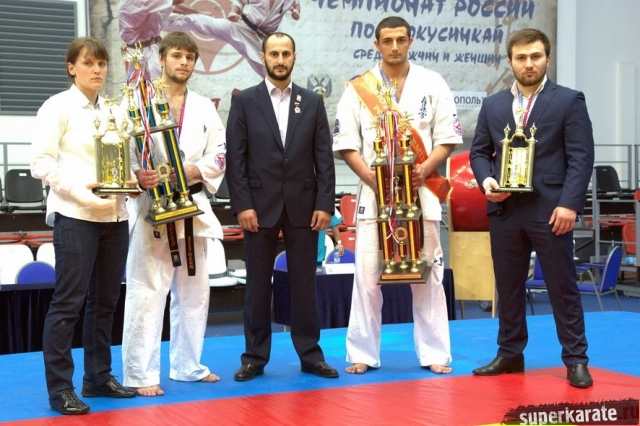 Команда клуба Сэйкен