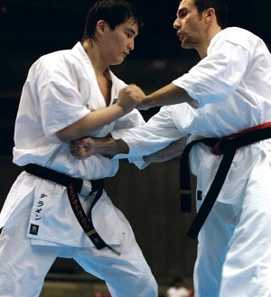 Дармен Садвокасов