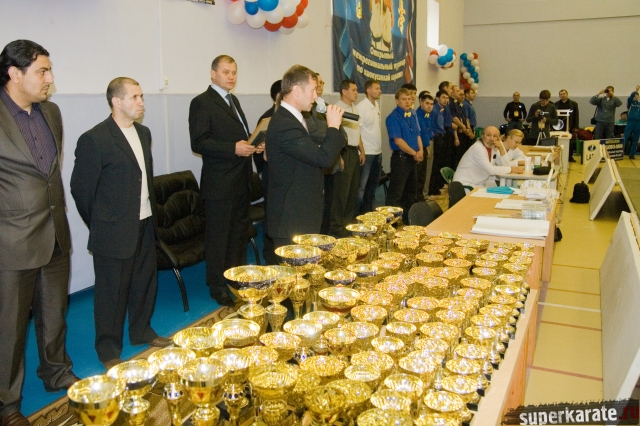 Кубки турнира Кубки турнира