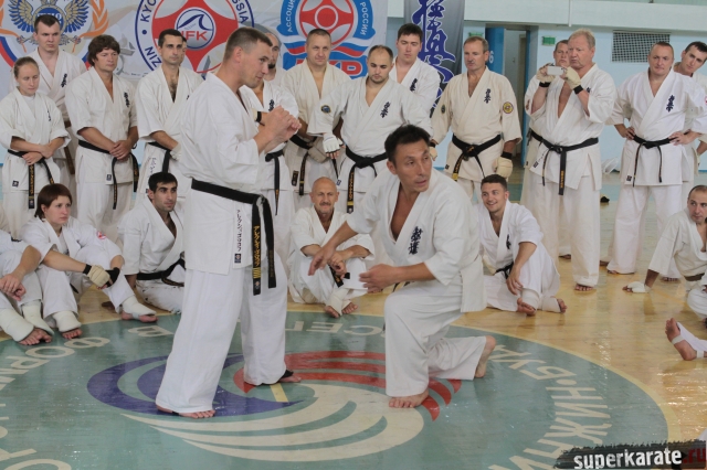 Лоу-кик от Хаджимэ Казуми Лоу-кик от Хаджимэ Казуми