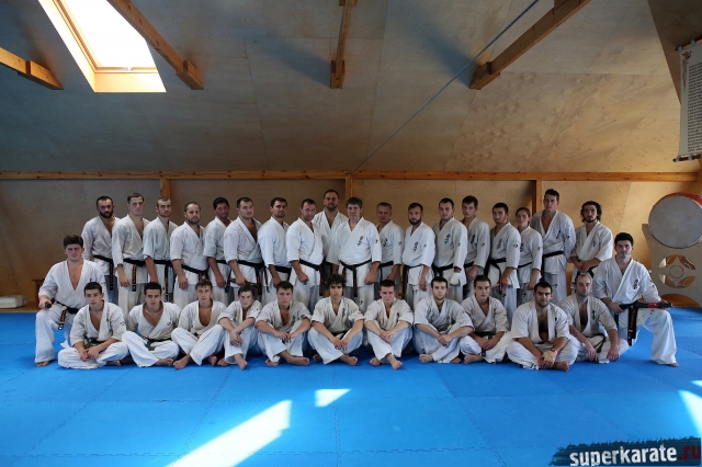 Участники сборов по кумитэ