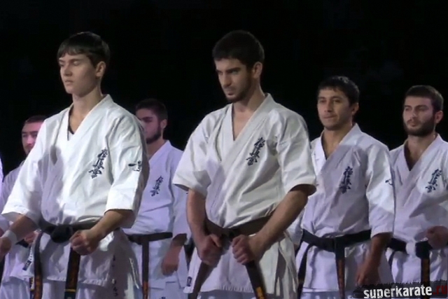 Участники Чемпионата России по киокушинкай каратаэ (Хабаровск, 2014) Участники Чемпионата России по киокушинкай каратаэ (Хабаровск, 2014)