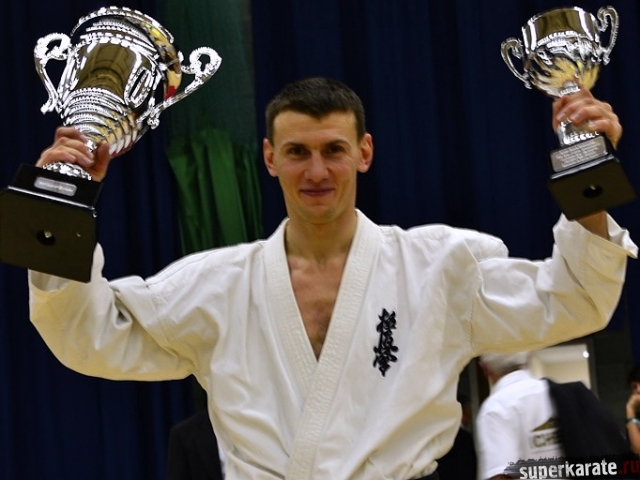 Дмитрий Савельев