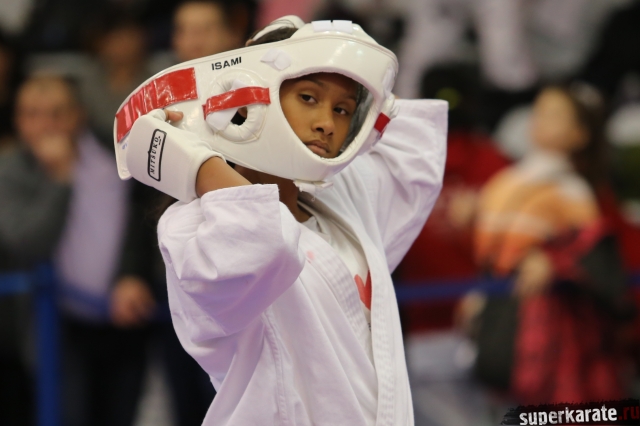 Спортсменка каратистка из Южной Африки Спортсменка каратистка из Южной Африки