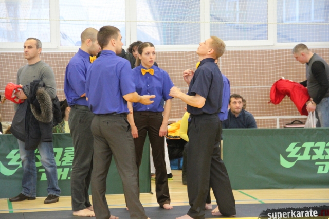 Судьи турнира по каратэ Судьи турнира по каратэ