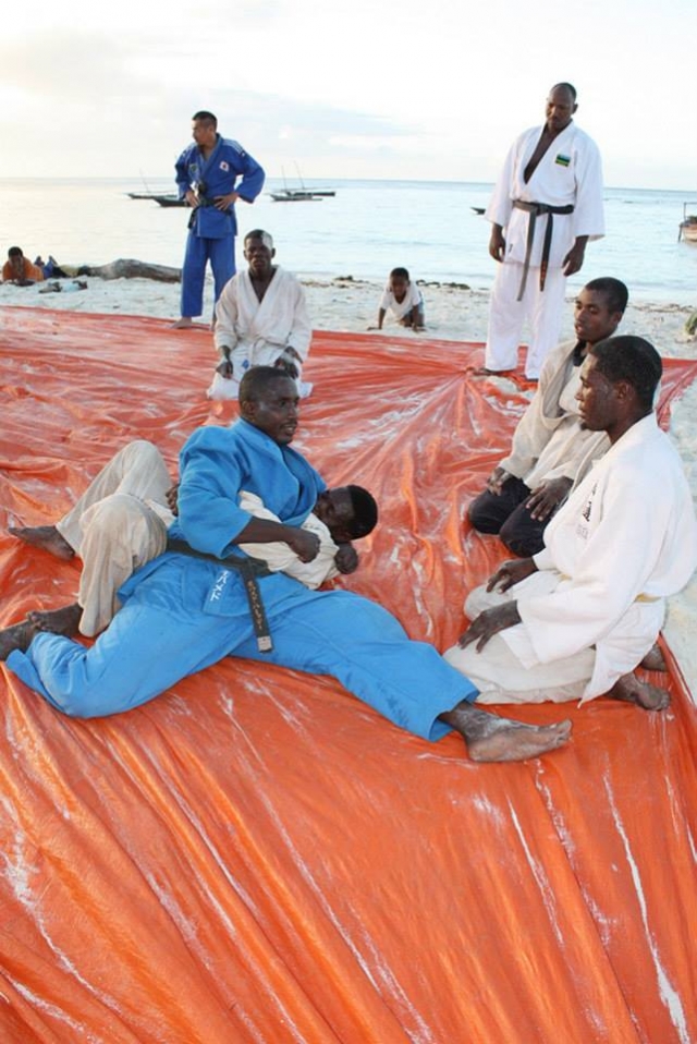 Photo by Yumiko Shimaoka Photo by Yumiko Shimaoka