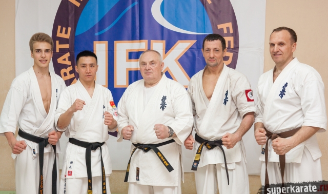 Гоша Николенко, Си Фей, шихан Танюшкин, шихан Винокуров, Влад Николенко Гоша Николенко, Си Фей, шихан Танюшкин, шихан Винокуров, Влад Николенко