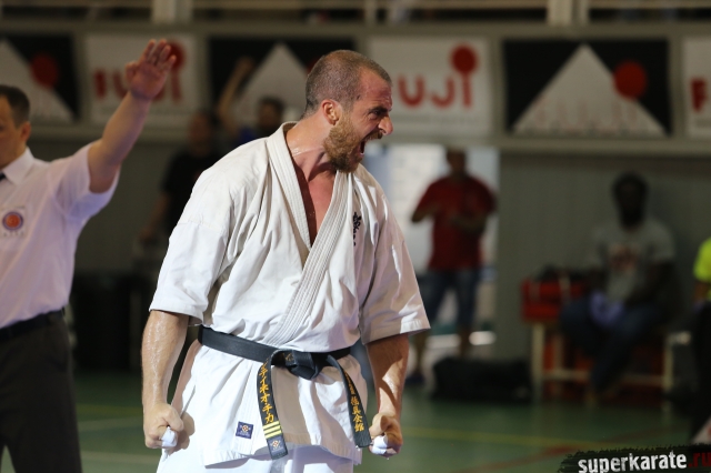 Джонотан Тинео Джонотан Тинео