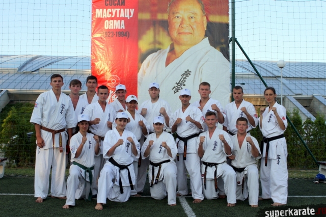 Российсая команда шинкиокушина в Болгарии Российсая команда шинкиокушина в Болгарии