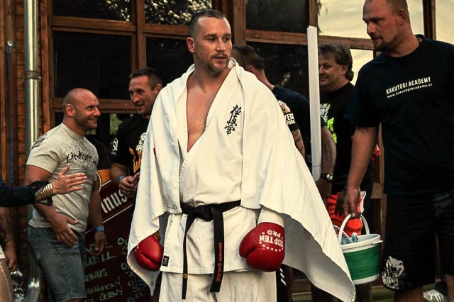 Ян Сокуп (Jan Soukup) на Yangame's Fight Night 3