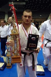 Александр Команов