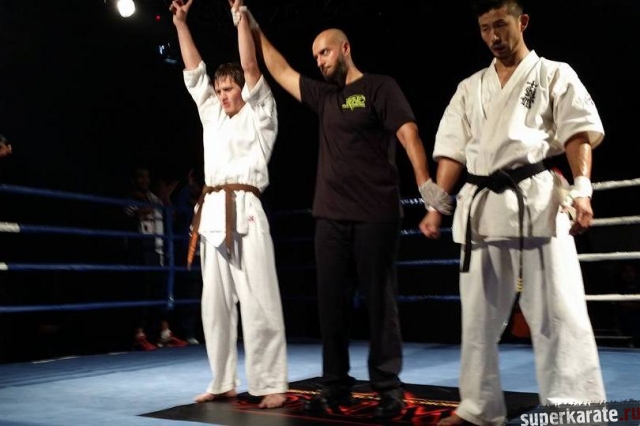 Магомедов Омар одержал победу над Шингог Йокояма