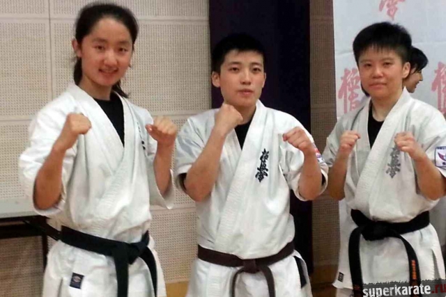 Такие китайские каратистки