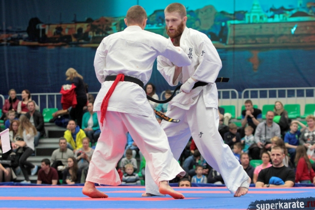 Кирилл Зубарев в атаке