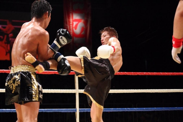 Юя Фуджита в атаке Юя Фуджита в атаке