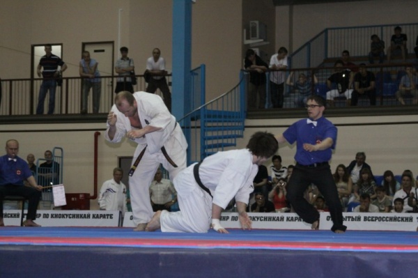 Удар Тариела Николеишвили оцененный на вазари