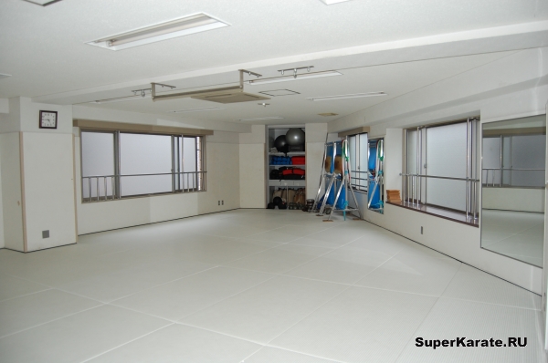 зал в Со-Хонбу