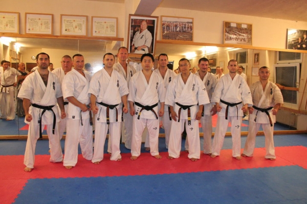 Канчо Мацуи и Шихан Горай с инструкторами и руководителями в Германии