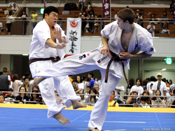 Назар просто сметал своих противников на турнире в Фукуоке