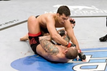 Лиото Мачида нокаутировал Тияго Сильву