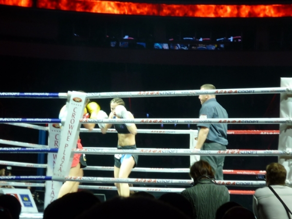 Короли Муай Тай - женский поединок