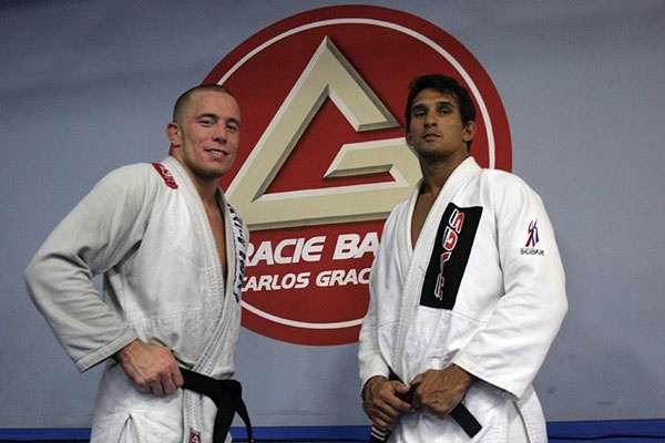 Сент-Пьер получил черный пояс по Бразильскому Джиу-джитсу