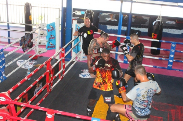 Команда клуба "Голден Глори"