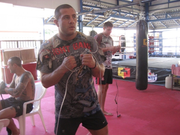 Гохан Саки (Gokhan Saki)