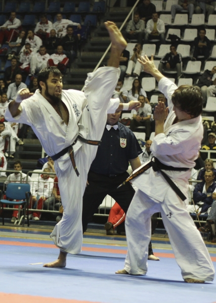 Алехандро Наварро и Юнусов Амет Алехандро Наварро и Юнусов Амет