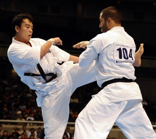 Лечи Курбанов против Кентаро Танака