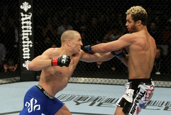 Джордж Сент-Пьер вновь победил Джоша Косчека