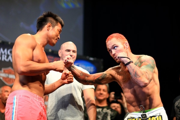 Йошихиро Акияма и Крис Лебен