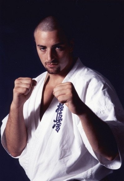 Николас Петтас