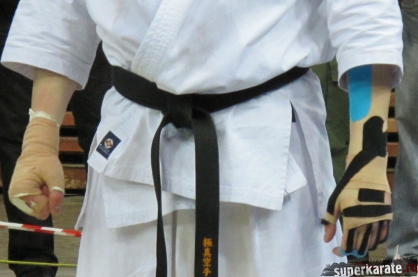 Тейп на кулаки