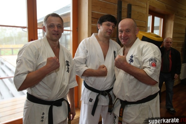 Старая Гвардия, которая борозды не портит