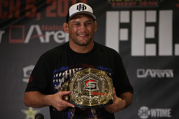 Дэн Хендерсон