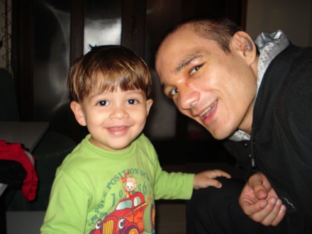 Витор Миранда с сыном Витор Миранда с сыном