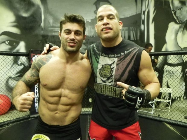 Рикардо «Demente» Абреу и его звездный ученик Тито Ортиз