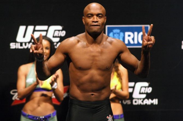 Фаворит турнира - чемпион Андерсон Силва