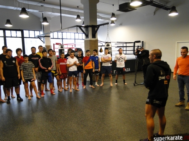 Майк Замбидис на Fight Baza