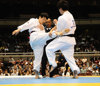 Зенжиро Мори - Юта Савамура Зенжиро Мори - Юта Савамура